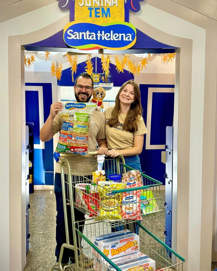 Instagram post by @santahelenaalimentos
